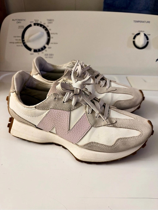 New Balance Shoes - New Balance 327 Pink White Gum Women's White & Pink Sneakers